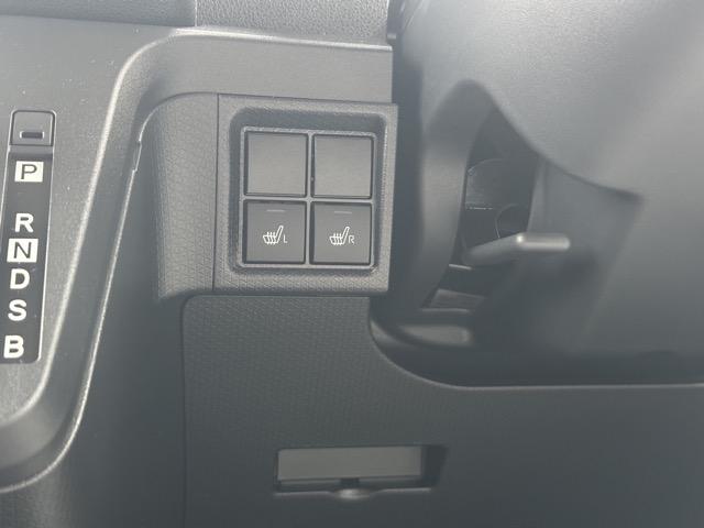 タント X スマートキー LEDヘッドライト 片側パワースライドドア フルオートエアコン シートヒーター ロールサンシェード シートバックテーブル USB充電ソケット 衝突被害軽減ブレーキ 届出済未使用車(24枚目)