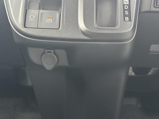 タント X スマートキー LEDヘッドライト 片側パワースライドドア フルオートエアコン シートヒーター ロールサンシェード シートバックテーブル USB充電ソケット 衝突被害軽減ブレーキ 届出済未使用車(25枚目)