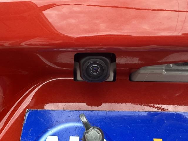 タント ファンクロス　スマートキー　ＬＥＤヘッドライト　両側パワースライドドア　フルオートエアコン　シートヒーター　ロールサンシェード　シートバックテーブル　ルーフレール　ＵＳＢ充電ソケット　フォグランプ　届出済未使用車（12枚目）