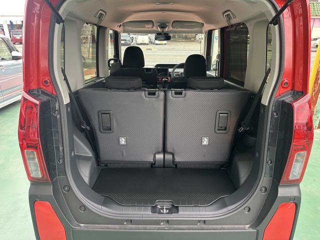 タント ファンクロス　スマートキー　ＬＥＤヘッドライト　両側パワースライドドア　フルオートエアコン　シートヒーター　ロールサンシェード　シートバックテーブル　ルーフレール　ＵＳＢ充電ソケット　フォグランプ　届出済未使用車（13枚目）