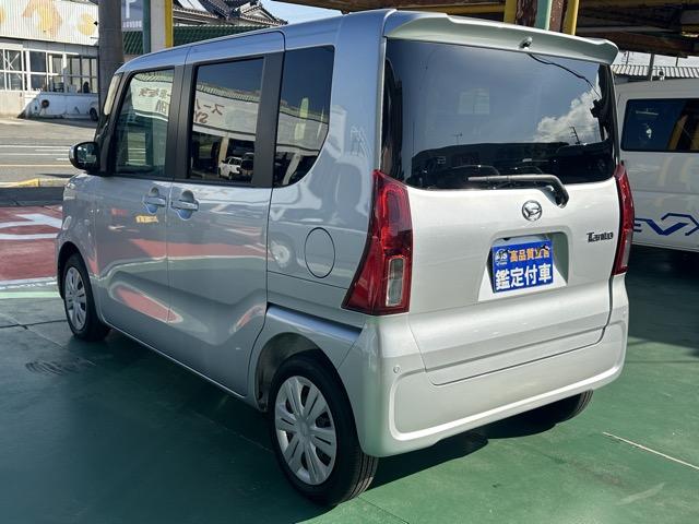 タント Ｘ　スマートキー　ＬＥＤヘッドライト　片側パワースライドドア　フルオートエアコン　シートヒーター　ロールサンシェード　シートバックテーブル　ＵＳＢ充電ソケット　衝突被害軽減ブレーキ　届出済未使用車（5枚目）