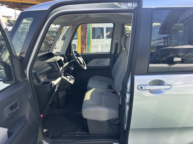 タント Ｘ　スマートキー　ＬＥＤヘッドライト　片側パワースライドドア　フルオートエアコン　シートヒーター　ロールサンシェード　シートバックテーブル　ＵＳＢ充電ソケット　衝突被害軽減ブレーキ　届出済未使用車（6枚目）