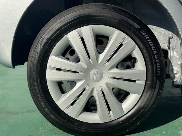 タント Ｘ　スマートキー　ＬＥＤヘッドライト　片側パワースライドドア　フルオートエアコン　シートヒーター　ロールサンシェード　シートバックテーブル　ＵＳＢ充電ソケット　衝突被害軽減ブレーキ　届出済未使用車（16枚目）