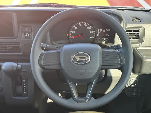 ハイゼットカーゴ クルーズ キャンピング仕様 スマートキー 両側スライドドア 電動格納ドアミラー パワーウィンドー ルーフコンソール 衝突被害軽減ブレーキ クリアランスソナー アイドリングストップ オートライト エアコン(21枚目)