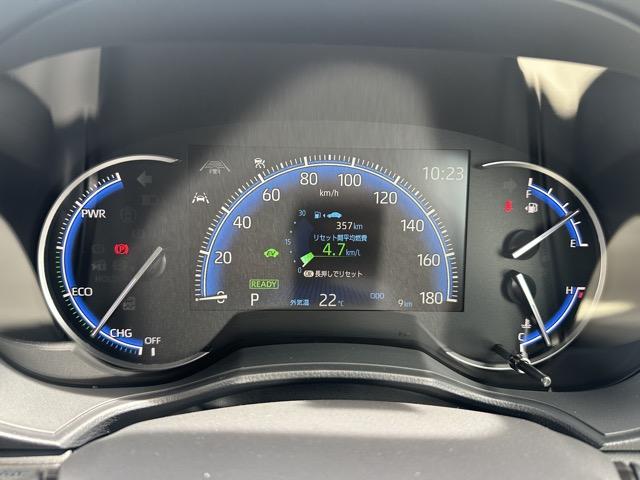 ヴォクシー ハイブリッドＳ－Ｚ　７人乗り　プロジェクター式ＬＥＤヘッドランプ　ユニバーサルステップ　１０．５インチディスプレイオーディオ　ＥＴＣ２．０　ＴＶ＋ＣＤ・ＤＶＤデッキ　両側パワースライドドア　シートヒーター　登録済未使用車（37枚目）
