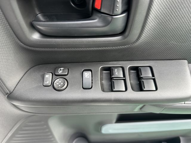 スペーシアベース GF スマートキー LEDヘッドライト 両側スライドドア フルオートエアコン シートヒーター 衝突被害軽減ブレーキ クリアランスソナー アイドリングストップ フォグランプ オートライト(15枚目)