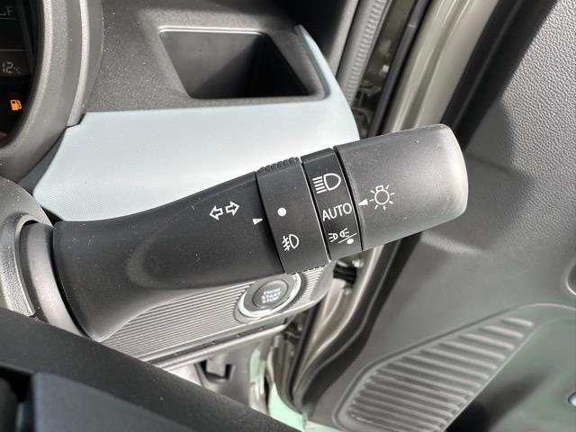 スペーシアベース GF スマートキー LEDヘッドライト 両側スライドドア フルオートエアコン シートヒーター 衝突被害軽減ブレーキ クリアランスソナー アイドリングストップ フォグランプ オートライト(17枚目)
