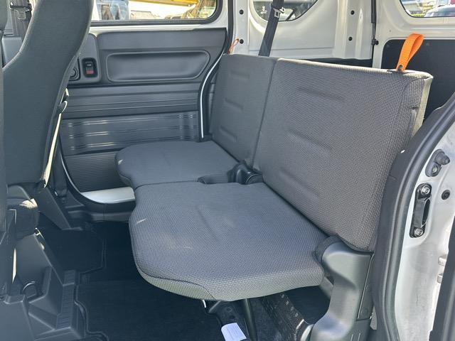 Ｎ－ＶＡＮ Ｌ　走行距離９，８６６ｋｍ　４ＷＤ　６ＭＴ　純正ＣＤデッキ（ＷＸ－１７４ＣＵ）・フロアマット・ドアバイザー付　ホンダセンシング　電動格納式ドアミラー　キーレスエントリー　オートエアコン　バックカメラ（7枚目）