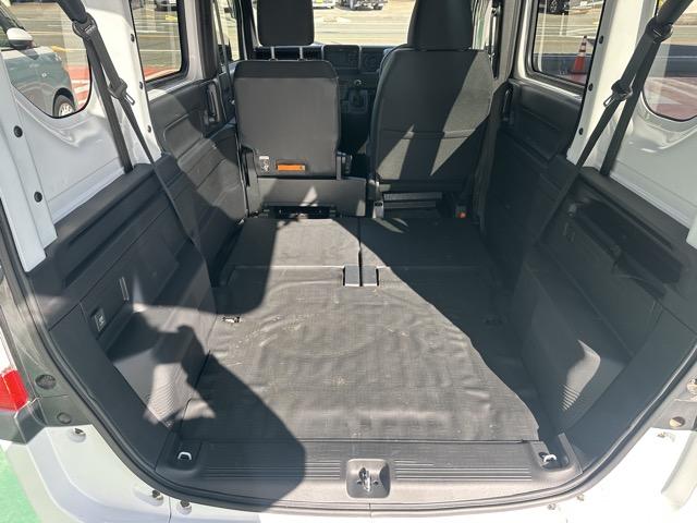 Ｎ－ＶＡＮ Ｌ　走行距離９，８６６ｋｍ　４ＷＤ　６ＭＴ　純正ＣＤデッキ（ＷＸ－１７４ＣＵ）・フロアマット・ドアバイザー付　ホンダセンシング　電動格納式ドアミラー　キーレスエントリー　オートエアコン　バックカメラ（12枚目）