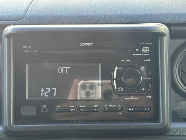 Ｎ－ＶＡＮ Ｌ　走行距離９，８６６ｋｍ　４ＷＤ　６ＭＴ　純正ＣＤデッキ（ＷＸ－１７４ＣＵ）・フロアマット・ドアバイザー付　ホンダセンシング　電動格納式ドアミラー　キーレスエントリー　オートエアコン　バックカメラ（18枚目）