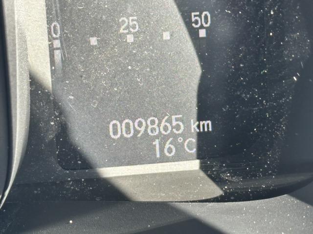 Ｎ－ＶＡＮ Ｌ　走行距離９，８６６ｋｍ　４ＷＤ　６ＭＴ　純正ＣＤデッキ（ＷＸ－１７４ＣＵ）・フロアマット・ドアバイザー付　ホンダセンシング　電動格納式ドアミラー　キーレスエントリー　オートエアコン　バックカメラ（22枚目）