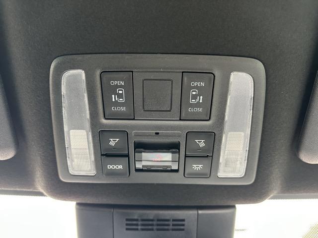 ヴォクシー ハイブリッドＳ－Ｚ　７人乗り　プロジェクター式ＬＥＤヘッドランプ　ユニバーサルステップ　１０．５インチディスプレイオーディオ　ＥＴＣ２．０　ＴＶ＋ＣＤ・ＤＶＤデッキ　両側パワースライドドア　シートヒーター　登録済未使用車（29枚目）