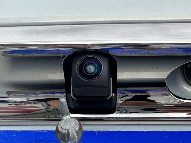 N-WGNカスタム L・ターボ ホンダセンシング LEDヘッドランプ 電子制御パーキングブレーキ オートブレーキホールド機能 液晶メーター 本革巻ステアリング パドルシフト 運転席・助手席シートヒーター バックカメラ 届出済未使用車(10枚目)