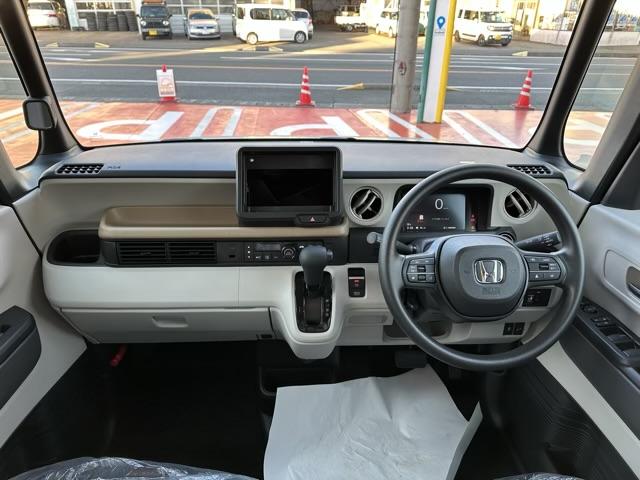 Ｎ－ＢＯＸ ファッションスタイル　ホンダセンシング　ＬＥＤヘッドランプ　パワースライドドア　アダプティブクルーズコントロール　電子制御パーキングブレーキ　オートブレーキホールド機能　ロールサンシェード　液晶メーター　届出済未使用車（8枚目）