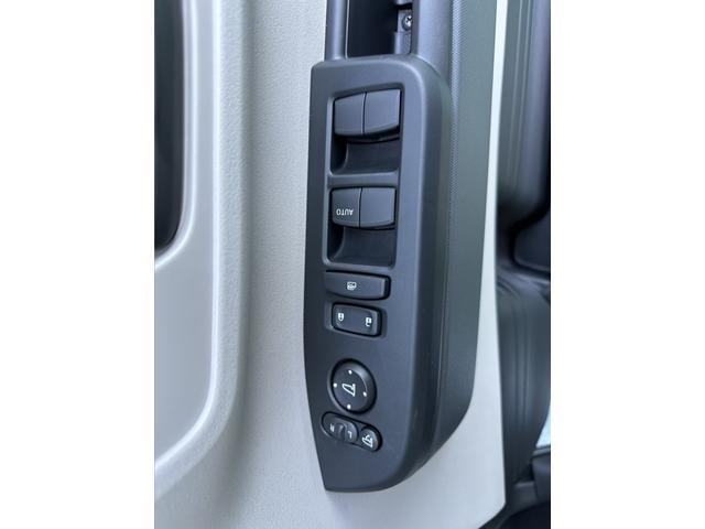 Ｎ－ＢＯＸ ファッションスタイル　ホンダセンシング　ＬＥＤヘッドランプ　パワースライドドア　アダプティブクルーズコントロール　電子制御パーキングブレーキ　オートブレーキホールド機能　ロールサンシェード　液晶メーター　届出済未使用車（15枚目）