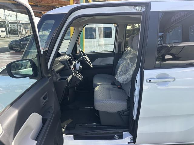 タント X スマートキー LEDヘッドライト 片側パワースライドドア フルオートエアコン シートヒーター ロールサンシェード シートバックテーブル USB充電ソケット 衝突被害軽減ブレーキ 届出済未使用車(6枚目)