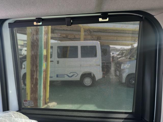 タント X スマートキー LEDヘッドライト 片側パワースライドドア フルオートエアコン シートヒーター ロールサンシェード シートバックテーブル USB充電ソケット 衝突被害軽減ブレーキ 届出済未使用車(10枚目)