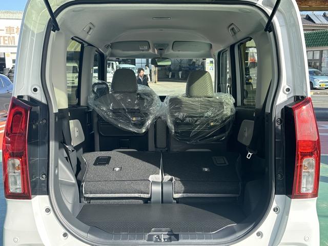 タント X スマートキー LEDヘッドライト 片側パワースライドドア フルオートエアコン シートヒーター ロールサンシェード シートバックテーブル USB充電ソケット 衝突被害軽減ブレーキ 届出済未使用車(14枚目)