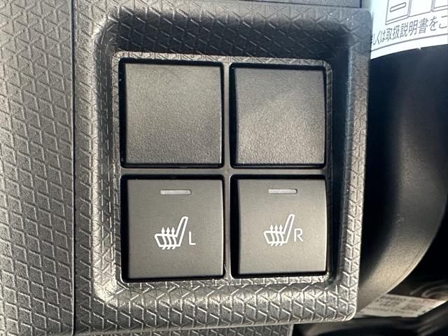 タント X スマートキー LEDヘッドライト 片側パワースライドドア フルオートエアコン シートヒーター ロールサンシェード シートバックテーブル USB充電ソケット 衝突被害軽減ブレーキ 届出済未使用車(21枚目)