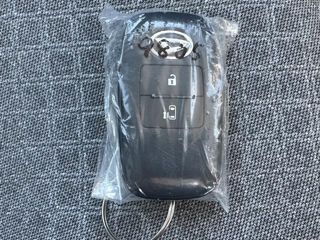 タント X スマートキー LEDヘッドライト 片側パワースライドドア フルオートエアコン シートヒーター ロールサンシェード シートバックテーブル USB充電ソケット 衝突被害軽減ブレーキ 届出済未使用車(25枚目)