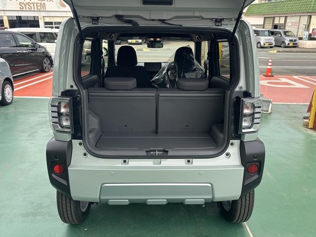 タフト G クロムベンチャー 特別仕様車 9インチスマホ連携ディスプレイオーディオ スマートアシスト LEDヘッドランプ スカイフィールトップ 運転席・助手席シートヒーター 電動パーキングブレーキ バックモニター 届出済未使用車(11枚目)