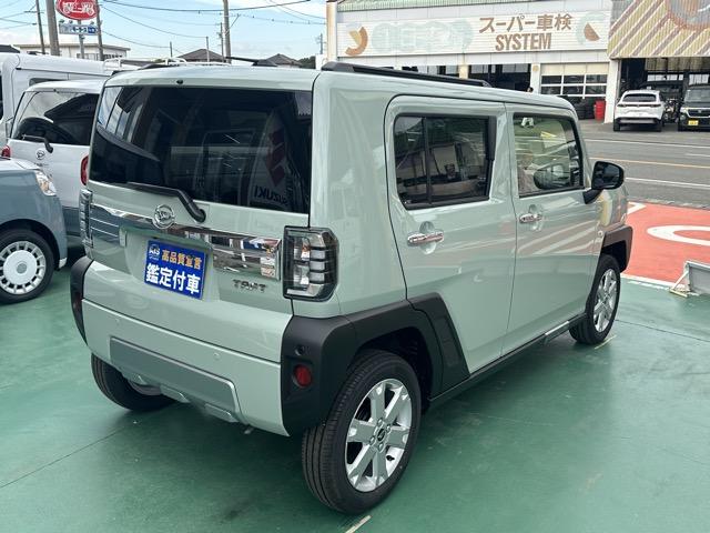 タフト G クロムベンチャー 特別仕様車 9インチスマホ連携ディスプレイオーディオ スマートアシスト LEDヘッドランプ スカイフィールトップ 運転席・助手席シートヒーター 電動パーキングブレーキ バックモニター 届出済未使用車(13枚目)