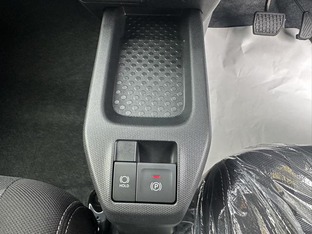 タフト G クロムベンチャー 特別仕様車 9インチスマホ連携ディスプレイオーディオ スマートアシスト LEDヘッドランプ スカイフィールトップ 運転席・助手席シートヒーター 電動パーキングブレーキ バックモニター 届出済未使用車(17枚目)