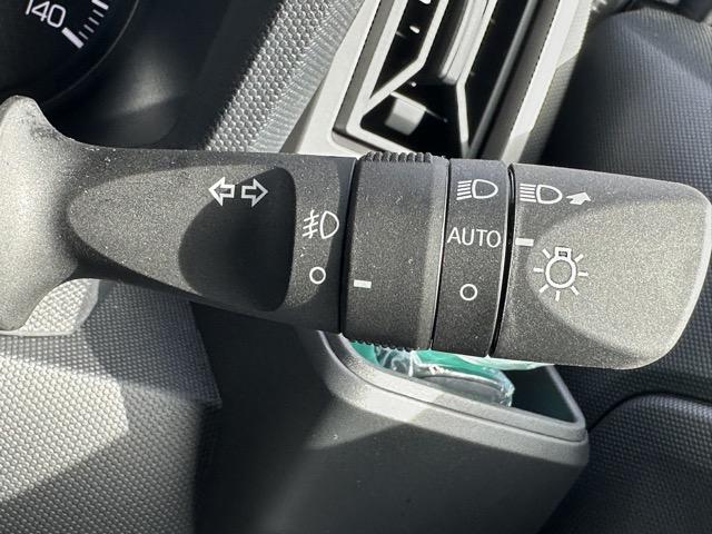 タフト Gターボ ダーククロムベンチャー 特別仕様車 9インチスマホ連携ディスプレイオーディオ スマートアシスト LEDヘッドランプ スカイフィールトップ 運転席・助手席シートヒーター 電動パーキングブレーキ バックモニター 届出済未使用車(24枚目)