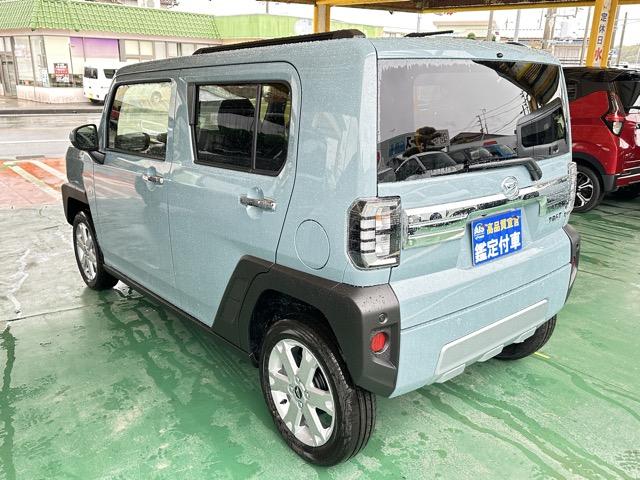 タフト G クロムベンチャー 特別仕様車 9インチスマホ連携ディスプレイオーディオ スマートアシスト LEDヘッドランプ スカイフィールトップ 運転席・助手席シートヒーター 電動パーキングブレーキ バックモニター 届出済未使用車(5枚目)