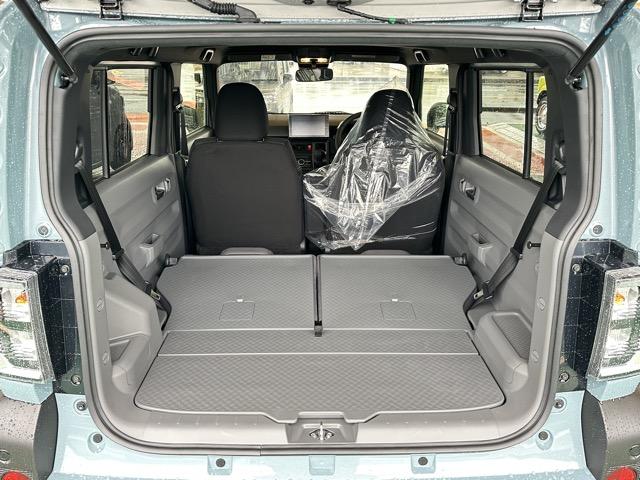 タフト G クロムベンチャー 特別仕様車 9インチスマホ連携ディスプレイオーディオ スマートアシスト LEDヘッドランプ スカイフィールトップ 運転席・助手席シートヒーター 電動パーキングブレーキ バックモニター 届出済未使用車(11枚目)