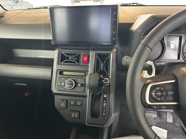 タフト G ダーククロムベンチャー 特別仕様車 9インチスマホ連携ディスプレイオーディオ スマートアシスト LEDヘッドランプ スカイフィールトップ 運転席・助手席シートヒーター 電動パーキングブレーキ バックモニター 届出済未使用車(17枚目)