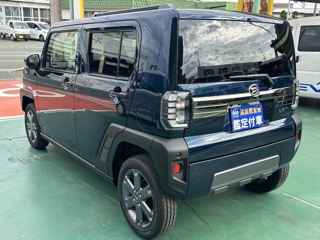 タフト G ダーククロムベンチャー 特別仕様車 9インチスマホ連携ディスプレイオーディオ スマートアシスト LEDヘッドランプ スカイフィールトップ 運転席・助手席シートヒーター 電動パーキングブレーキ バックモニター 届出済未使用車(5枚目)