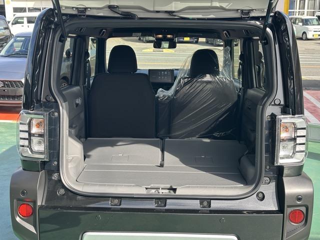 タフト Gターボ クロムベンチャー 特別仕様車 9インチスマホ連携ディスプレイオーディオ スマートアシスト LEDヘッドランプ スカイフィールトップ 運転席・助手席シートヒーター 電動パーキングブレーキ バックモニター 届出済未使用車(12枚目)