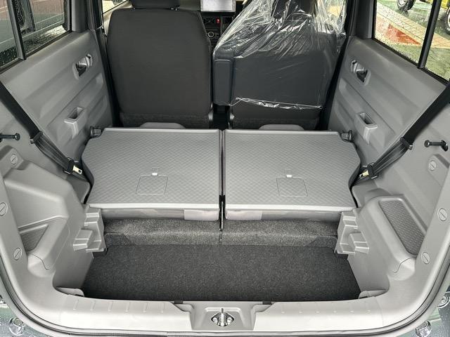 タフト G ダーククロムベンチャー 特別仕様車 9インチスマホ連携ディスプレイオーディオ スマートアシスト LEDヘッドランプ スカイフィールトップ 運転席・助手席シートヒーター 電動パーキングブレーキ バックモニター 届出済未使用車(13枚目)