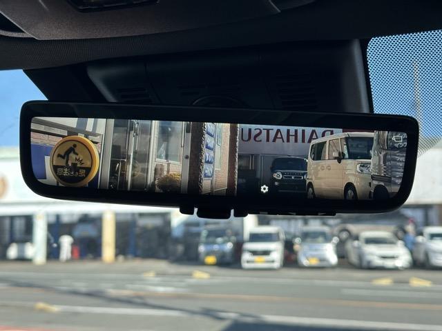 クラウンクロスオーバー Ｇアドバンスド・レザーパッケージ　純正ディスプレイオーディオ　パノラマカメラ　ＥＴＣ　シートヒーター＆ベンチレーション　パワーシート　パワーバックドア　スマートキー　ＬＥＤヘッドライト　オートエアコン　革巻ハンドル　ＡＣ１００Ｖ電源（32枚目）