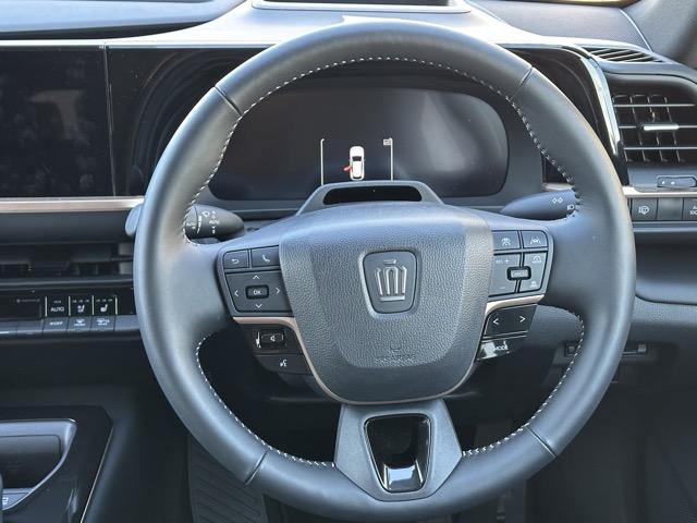 クラウンスポーツ Ｚ　内装色／ブラック　セーフティセンス　ディスプレイオーディオ　ＥＴＣ２．０　パノラミックビューモニター　デジタルインナーミラー　運転席・助手席シートヒーター＆ベンチレーション　ステアリングヒーター（9枚目）