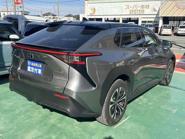 bZ4X Z 純正ナビゲーション パノラマカメラ ETC デジタルインナーミラー JBLスピーカー シートヒーター&ベンチレーション パワーシート パワーバックドア オートクルーズコントロール 革巻きハンドル(15枚目)