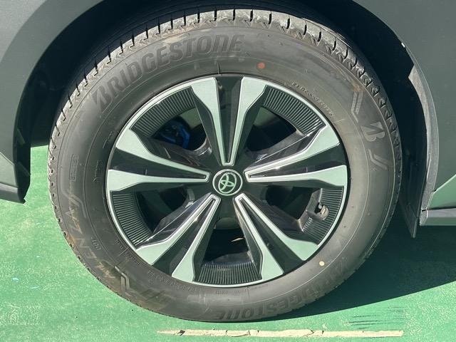 bZ4X Z 純正ナビゲーション パノラマカメラ ETC デジタルインナーミラー JBLスピーカー シートヒーター&ベンチレーション パワーシート パワーバックドア オートクルーズコントロール 革巻きハンドル(16枚目)