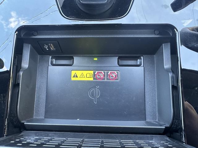 bZ4X Z 純正ナビゲーション パノラマカメラ ETC デジタルインナーミラー JBLスピーカー シートヒーター&ベンチレーション パワーシート パワーバックドア オートクルーズコントロール 革巻きハンドル(27枚目)