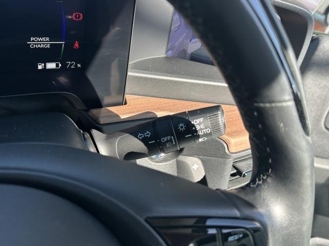 Ｈｏｎｄａ ｅ アドバンス　純正ナビゲーション　マルチビューカメラ　ＥＴＣ　サンルーフ　デジタルインナーミラー　スマートキー　ＬＥＤヘッドライト　フルオートエアコン　シートヒーター＆ハンドルヒーター　ＡＣ１００Ｖ電源（21枚目）
