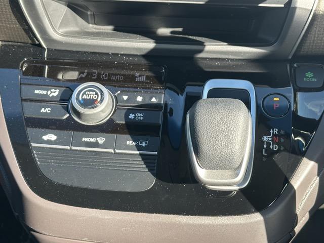 フリード＋ハイブリッド ハイブリッドＢ　社外ナビゲーション（ＡＶＩＣ－ＲＺ１１４）・バックモニター付　ホンダセンシング　アダプティブクルーズコントロール　両側スライドドア　スマートキー　オートエアコン　電動格納式ドアミラー（17枚目）