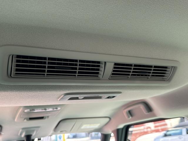 ルークス ハイウェイスター　Ｇターボプロパイロットエディション　社外ナビゲーション　アラウンドビューモニター　スマートキー　ＬＥＤヘッドライト　両側パワースライドドア　プロパイロット　フルオートエアコン　ロールサンシェード　シートバックテーブル　サーキュレーター（11枚目）