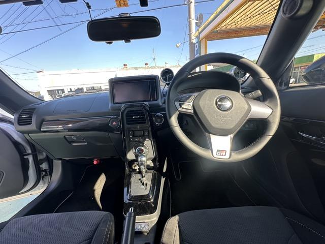 コペン ＧＲ　スポーツ　ＣＶＴ　社外マフラー　車高調　純正ナビゲーション　バックカメラ　スマートキー　ＬＥＤヘッドライト　フルオートエアコン　シートヒーター　ＲＥＣＡＲＯシート　ＢＢＳホイール　ＭＯＭＯハンドル　フォグランプ（7枚目）