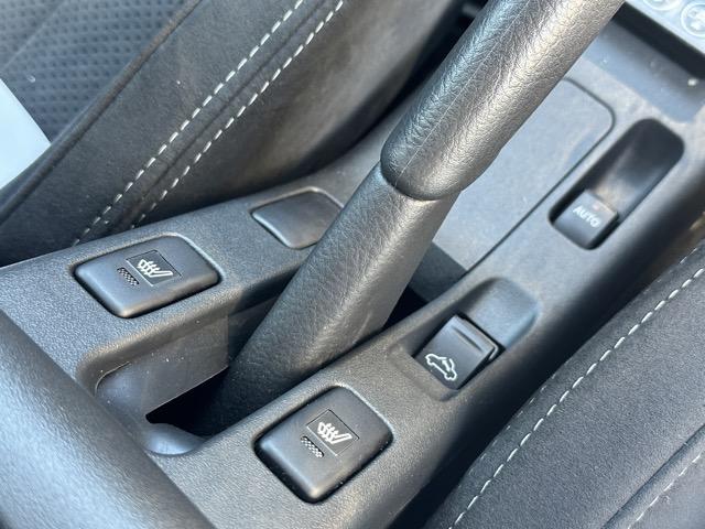 コペン ＧＲ　スポーツ　ＣＶＴ　社外マフラー　車高調　純正ナビゲーション　バックカメラ　スマートキー　ＬＥＤヘッドライト　フルオートエアコン　シートヒーター　ＲＥＣＡＲＯシート　ＢＢＳホイール　ＭＯＭＯハンドル　フォグランプ（17枚目）