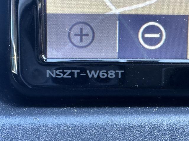 コペン ＧＲ　スポーツ　ＣＶＴ　社外マフラー　車高調　純正ナビゲーション　バックカメラ　スマートキー　ＬＥＤヘッドライト　フルオートエアコン　シートヒーター　ＲＥＣＡＲＯシート　ＢＢＳホイール　ＭＯＭＯハンドル　フォグランプ（28枚目）