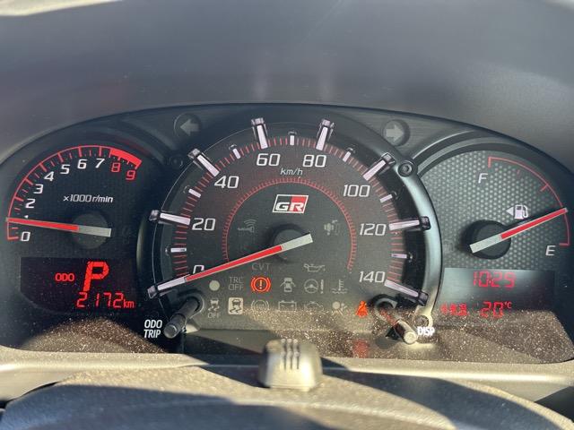 コペン ＧＲ　スポーツ　ＣＶＴ　社外マフラー　車高調　純正ナビゲーション　バックカメラ　スマートキー　ＬＥＤヘッドライト　フルオートエアコン　シートヒーター　ＲＥＣＡＲＯシート　ＢＢＳホイール　ＭＯＭＯハンドル　フォグランプ（32枚目）