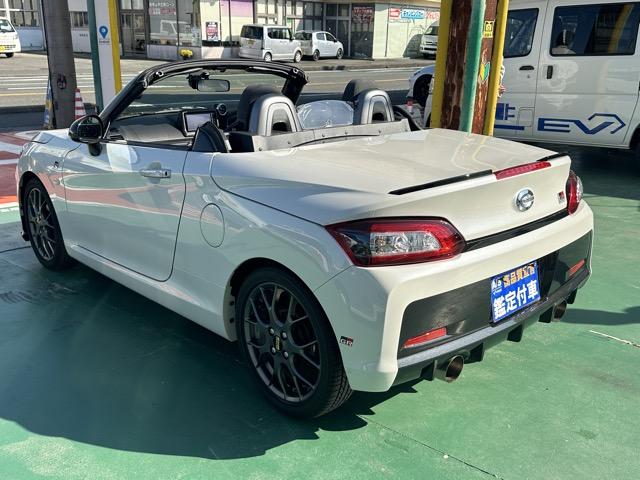コペン ＧＲ　スポーツ　ＣＶＴ　社外マフラー　車高調　純正ナビゲーション　バックカメラ　スマートキー　ＬＥＤヘッドライト　フルオートエアコン　シートヒーター　ＲＥＣＡＲＯシート　ＢＢＳホイール　ＭＯＭＯハンドル　フォグランプ（38枚目）