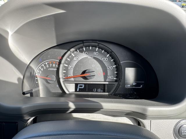 エブリイ ジョインターボ　ＣＶＴ　バックアイカメラ付きディスプレイオーディオ　スマートキー　ＬＥＤヘッドライト　両側スライドドア　シートヒーター　ＵＳＢ充電ソケット　ルーフコンソール　電動格納ドアミラー　前後パワーウィンドー（29枚目）