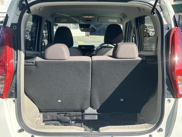 デイズ Ｂ　社外オーディオ　キーレス　電動格納ドアミラー　前後パワーウィンドー　ベンチシート　アイドリングストップ　オートライト　衝突被害軽減ブレーキ　エアコン　パワステ（10枚目）