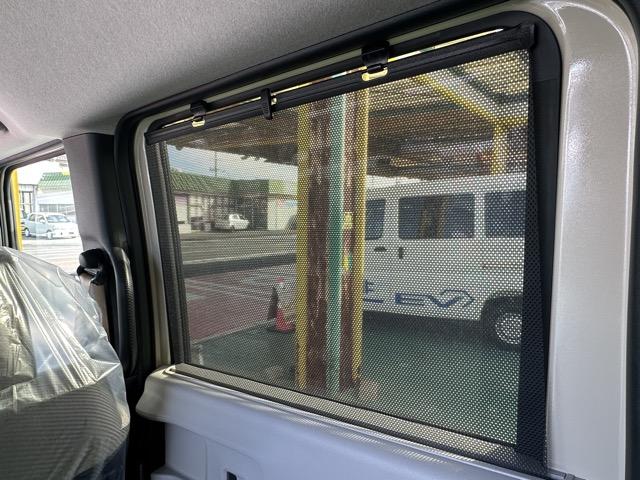 Ｎ－ＢＯＸ ファッションスタイル　コンフォートパッケージ装着車／運転席・助手席シートヒーター　パワースライドドア　リアセンターアームレスト　シートバックテーブル　オートリトラミラー　ホンダセンシング　ＬＥＤヘッドライト　届出済未使用車（10枚目）